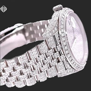 Montre de luxe pour homme en acier inoxydable avec bracelet de 20 mm, mouvement à quartz, verre taillé fantaisie, entièrement sertie de moissanite, mouvement ETA - Product Image 4