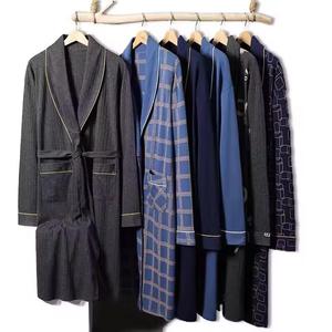 Albornoces de Algodón/Lana de Manga Larga de Alta Calidad para Mujer, Estilo Liso, Secado Rápido, Servicio OEM, Mejor Precio, Técnicas de Tejido - Product Image 4