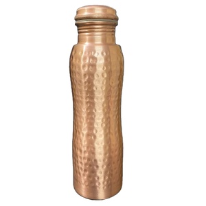 ขวดน้ำทองแดงบด950มล. ผลิตในอินเดียทองแดงบริสุทธิ์ดื่มโดยตรงเป็นมิตรต่อสิ่งแวดล้อมยั่งยืนสำหรับการเดินทางกลางแจ้งใช้ได้ทั้งชายและหญิง - Product Image 1