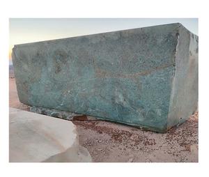 Bloc de granit turquoise Mashhad, granit naturel bleu-vert, matériau brut pour la découpe de dalles, revêtement de sol et revêtement mural - Product Image 1