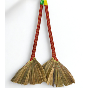 High-Quality Natural Grass Straw <b>Broom</b>, Lightweight Soft Sweeper with Plastic <b>Handle</b> for Floor, Yard & Patio - Product Image 6