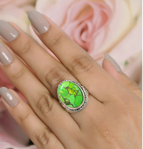 Green <b>Turquoise</b> Gemstone <b>Ring</b> 925 Sterling Silver Handmade Jewelry For Women - Product Image 2