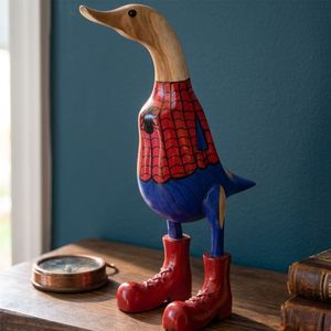 Figurine en bois de Spider-Man, peinte à la main, objet de collection, décoration pour la maison - Product Image 4