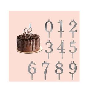 Vela metálica con números del 0 al 9 en diseño moderno, color oro y marfil, para usar en pasteles de cumpleaños y bodas. - Product Image 3