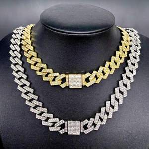 Collier cubain en moissanite avec pendentif personnalisé en argent sterling, design sur mesure pour la mode hip-hop. - Product Image 4