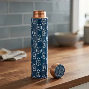 Antigua botella de agua de cobre con diseño floral azul, termo portátil con tapa para viaje. - Product Image 2