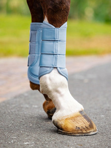Botas de Tendón para Caballo de Exterior, Transpirables, de Goma Esponjosa Azul, con Triple Correa de Velcro - Product Image 2