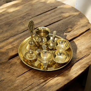 Ensemble traditionnel de thali en laiton pour la puja avec cloche, bols Bhog et cuillères décoratives pour les festivals du temple à domicile et le culte quotidien - Product Image 3