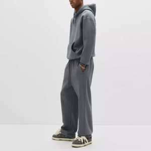 Ensemble de survêtement gris à capuche pour homme – Pantalon de jogging et sweat-shirt longs, couleur unie, coupe décontractée, poches latérales, fermeture à cordon - Product Image 3