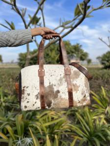 Bolsa de Viaje de Cuero Genuino Hecha a Mano de Lujo con Cierre de Cremallera y Gran Capacidad, Modelo LHODB-0025 - Product Image 2