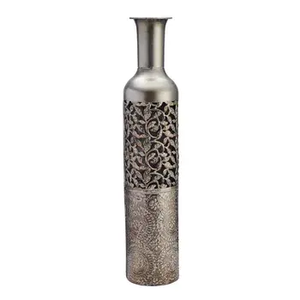 Maceta de Metal con Diseño Floral Dorado, Jarrones Metálicos Modernos para Hogar y Jardín, Macetas Decorativas para Piso y Mesa - Product Image 5