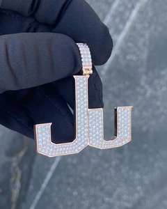 Colgante de Letra Iced Out de Moissanita y Diamante, con Corte Baguette, de Plata 925, Personalizado para Cadena de Eslabones Cubanos - Product Image 4