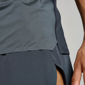 Camiseta Deportiva de Compresión para Gimnasio, Color Sólido Personalizado, Nueva Llegada, Precio Bajo, Venta al Por Mayor de Fábrica, Ajuste Muscular, Transpirable - Product Image 6