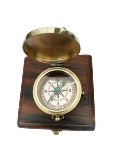 Boussole vintage avec boîte en bois, boussole de navigation nautique, boussole de poche pour les voyages, les aventures en plein air et la décoration de la maison - Product Image 5