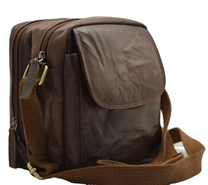 Sac messager en cuir marron avec bandoulière réglable et fermeture robuste pour usage quotidien toutes saisons - Product Image 6