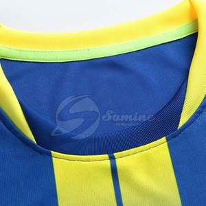 Vente directe d'usine, prix bas, maillot et short de football, logo personnalisé, design personnalisé, maillot et short de football les plus vendus en gros - Product Image 2