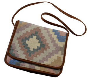 Bolso de Mujer Hecho a Mano y Cosido, Nuevo Estilo, Tejido a Mano en Algodón Dhurry/Kelim, con Cierre, Ideal para Regalo - Product Image 2