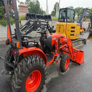 Compre un Tractor Compacto Kubota B2650 de 26 HP, 4x4, Diésel, con Cargador y Retroexcavadora para Uso Agrícola y de Construcción - Product Image 6