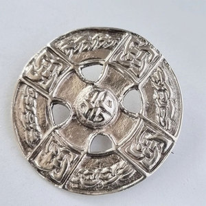 Broche écossaise traditionnelle vintage à motif croix celtique, en tissu écossais de haute qualité, pour kilt, mode unisexe - Product Image 2