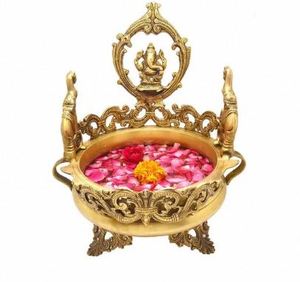 Urli en laiton de luxe de grande taille, collection royale, décoration en laiton Ganesha Urli à un prix imbattable par le fournisseur - Product Image 3