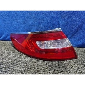 Grandeur/Azera - Ensemble de feux arrière extérieurs gauche, d'occasion, OEM 924033V000 - Product Image 1
