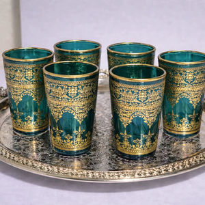 Vasos de té coloridos Casablanca con estampado dorado en caja de regalo - Product Image 1