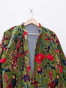 Chaqueta de Terciopelo con Estampado Tropical de Lujo, Chaqueta Bomber de Terciopelo Verde Floral para Mujer, Abrigo Corto de Invierno, Ropa Exterior Elegante Estilo Boho para Novia - Product Image 3
