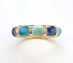 Ensemble de bracelets élégants pour femmes – Bracelets empilables en résine imprimée et métal doré, fournisseur de bijoux de mode, bracelets faits main de qualité supérieure - Product Image 4