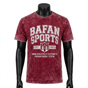 เสื้อยืดผู้ชายทรงหลวม พิมพ์ลายกราฟิกสีแดงเลือดหมูซีดแบบฟอกสี  ผ้าคอตตอน 100%  รับสกรีนโลโก้ตามสั่ง - Product Image 1