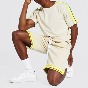 Ensemble de t-shirt à manches courtes et short en tissu éponge pour homme, entièrement personnalisé, imprimé, pour la plage - Product Image 4