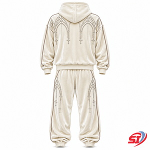 Ensemble de survêtement en velours ivoire brillant personnalisé 280 GSM avec strass et cristaux, comprenant un sweat à capuche et un pantalon, luxe et coupe oversize - Product Image 2