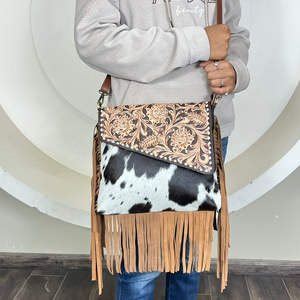 Nuevo Bolso Bandolera de Cuero Estilo Occidental con Flecos y Diseño Floral, Hecho a Mano con Cuero Genuino de Vaca, para Mujer - Product Image 4