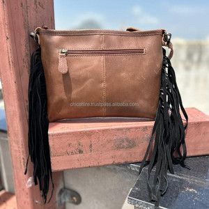 Nouveau main usiné cheveux sur cuir de vachette frange sac à bandoulière femmes main sculpture en cuir sac à bandoulière main Floral sacs à bandoulière - Product Image 5