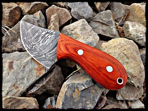 Cuchillo de Caza/Utilitario/de Bolsillo Multifuncional Mini OEM de Acero de Damasco con Mango de Madera y Acabado Estampado, Herramienta para Exteriores - Product Image 5