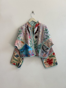 Veste en coton brodée Suzani, veste bohème respirante, veste en coton à motif floral pour femmes, style streetwear printemps - Product Image 3
