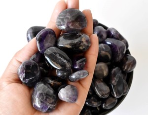 Piedras de Amatista Pulidas de Color Púrpura en Oferta, Piedras Semipreciosas para Decoración y Arte - Product Image 6