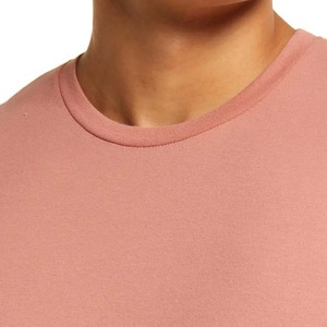 Camiseta de cuello redondo de algodón premium con ribete de tejido propio; Camiseta de cuello redondo en U de tejido propio con ribete. - Product Image 4
