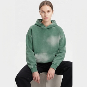 เสื้อฮู้ดดี้สีเขียวฟอกย้อมลายดาวด้านหลังสำหรับผู้หญิง แขนยาวทรงหลวม - Product Image 4