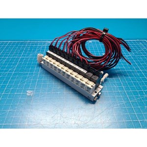 Vanne solénoïde à commande directe SMC VQ110Y-5LO, utilisée comme pièce détachée pour équipement semi-conducteur Legacy - Product Image 5