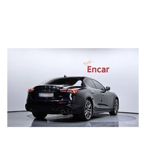 Maserati Ghibli 3.0 Modena 2022/5, 34.372 km, Automático, Volante a la Izquierda, Asientos de Cuero, Cámara Trasera - Product Image 2