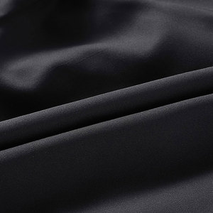 Shorts Casuales de Verano Diseñados para Hombres y Mujeres con Material Transpirable y Estilo Moderno - Product Image 4