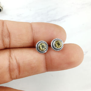 Pendientes redondos con piedras preciosas de citrino natural en plata de ley 925 – Joyería fina hecha a mano para hombres y mujeres - Product Image 1