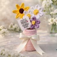 Bouquet de tournesols et de marguerites au crochet fait main dans un vase au crochet avec carte de message par Indian Consigners