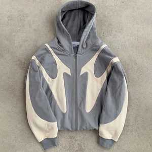 Sudadera con capucha de poliéster gris para hombre, transpirable, de corte holgado, con bloques de color y patchwork, estilo streetwear, para invierno - Product Image 1
