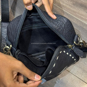 2025 Luxury <b>Boot</b> Stitch Women's Mini Bag Small Square Handbag Genuine Leather Crossbody Strap Fashionable Underarm Shoulder Bags - Product Image 6