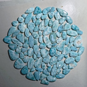 Piedras Preciosas Sueltas de Larimar Azul Claro Natural con Vetas Blancas, Formas Mixtas, Iridiscentes, de 10-20 mm, de Bolivia, para la Elaboración de Joyas - Product Image 2