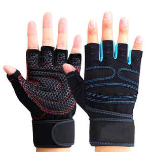 Guantes de Gimnasio para Levantamiento de Pesas, de Cuero y Goma, Impermeables, de Alta Calidad, Ligeros y Personalizables, Precio al por Mayor, Fabricante de Pakistán - Product Image 1