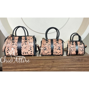 Bolso de Hombro Personalizado Hecho a Mano con Grabado Floral Estilo Western, Bolso Tipo Satchel de Cuero Genuino para Vaqueras, Bolso de Fin de Semana de Velocidad Media - Product Image 1
