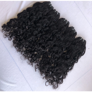 Offre Spéciale sur des Extensions de Cheveux Humains Vierges Malaisiens Naturels Bouclés de Qualité Supérieure, Alignés dans le Sens de la Cuticule, pour Femmes à Prix Minimisé - Product Image 1
