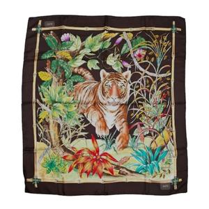 Pañuelo Cuadrado Hecho a Mano 100% Seda y Algodón para Mujer, Estilo Étnico Floral, Personalizado en Varios Colores, Tamaño Personalizado, Hecho a Mano para el Verano - Product Image 1